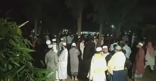 নরসিংদীতে ভূমিকম্পে নিহত পিতা-পুত্রসহ ৫ জনের জানাজা-দাফন সম্পন্ন